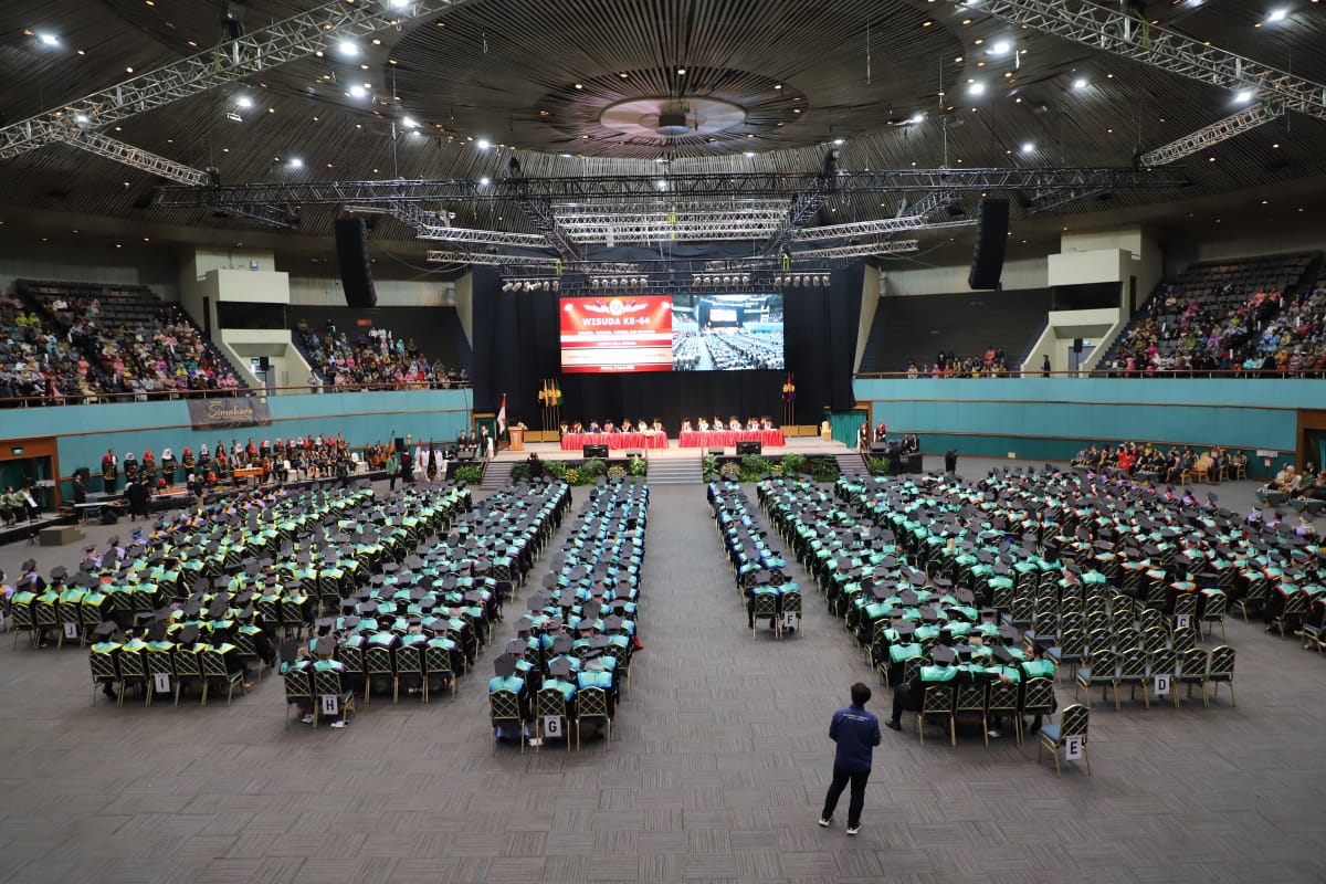 wisuda_64_(3).jpeg