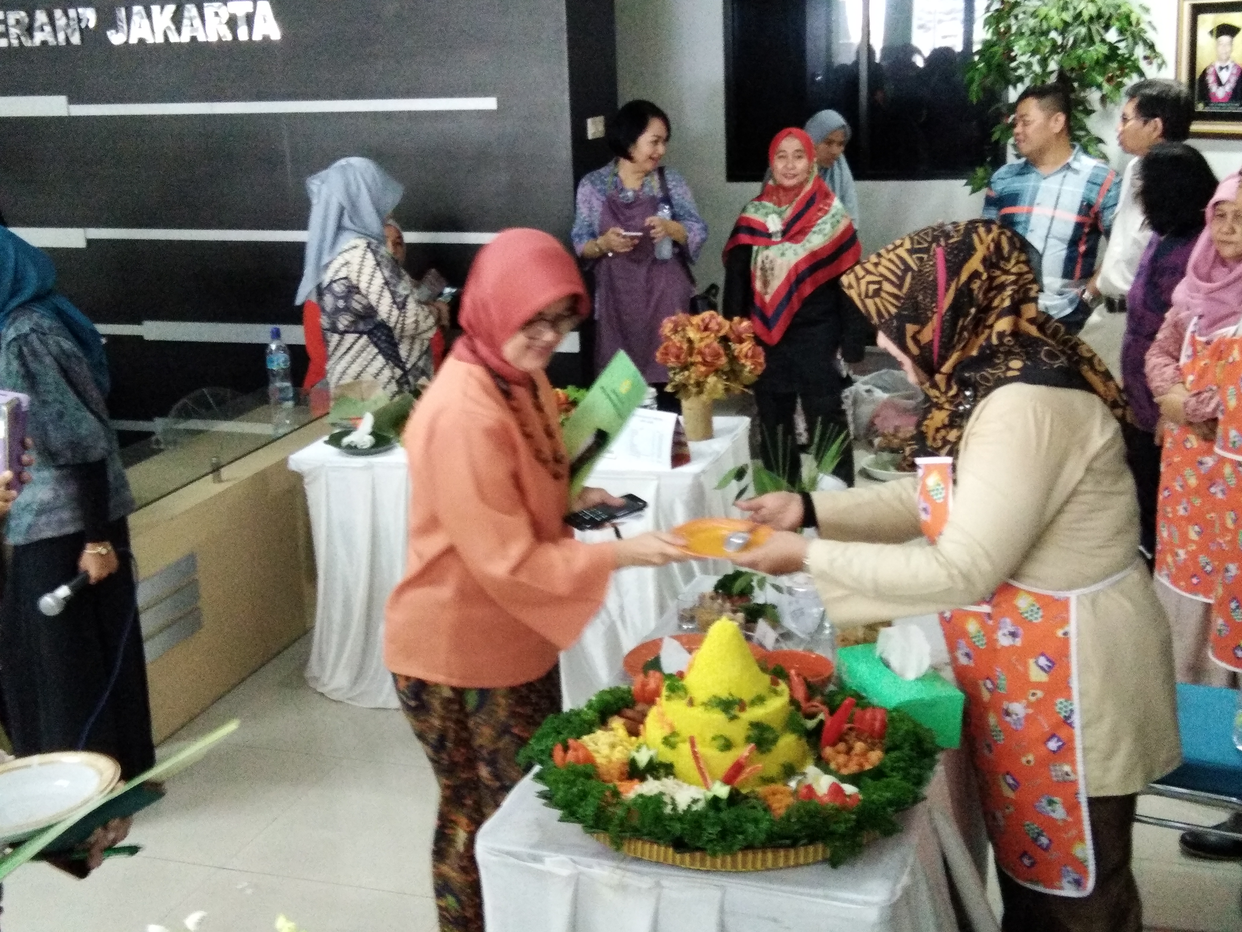 foto_tumpeng.jpg