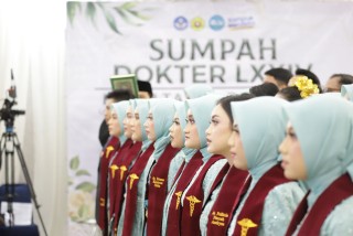 Inauguration and Oath of UPNVJ Faculty of Medicine for the 74th Academic Year 2022/2023: Commitment in Building an Excellent Medical Profession