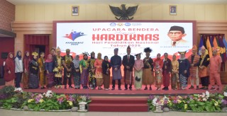 Traditional Indonesian Clothing Colors the 2025 National Education Day Ceremony at UPNVJ
