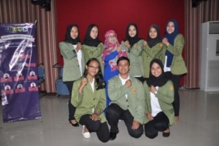 UPN "Veteran" Jakarta Village Development Grant Program, Student Movement to Utilize Community Potential in Cimulang Village, Bogor