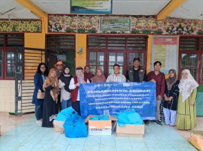 LPPM UPN Veteran Jakarta Distributes Post-Flood Aceh Disaster Aid through Collaborative PKM