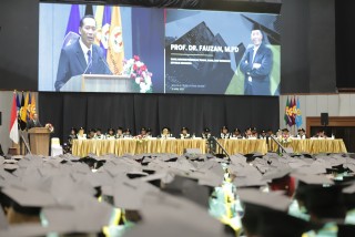 Positive Resonance to Impactful Campuses Discussed by Deputy Minister of Higher Education at 74th UPNVJ Graduation