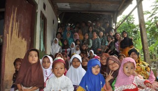 SOCIAL SERVICES AND VISITS OF UPN "VETERAN" PUSPAWIMAYA MANAGER, JAKARTA