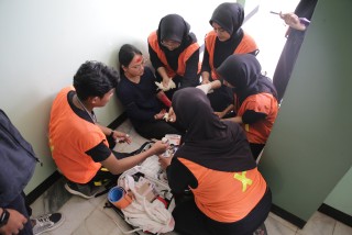 UPNVJ Strengthens Role in National Defense through Disaster-Prone Health Simulation
