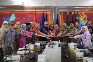 UPNVJ Promotes UPN Community Territory