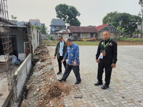 UPNVJ Prepares Two New Parking Areas, Rector Encourages Campus to be More Orderly, Comfortable, and Pedestrian-Friendly
