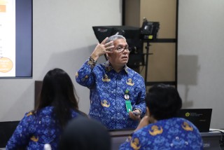 To Improve Teaching Quality, UPNVJ Holds PEKERTI Batch II Training for Innovative Lecturers