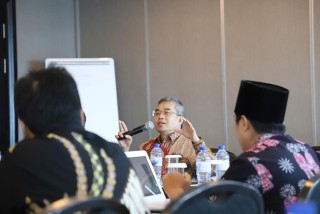 Second day of Integrative Workshop on Implementation of State Defense Identity and Development of MKWU with Yudhi Latief