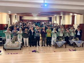 Secretary General of the Ministry of Education and Science and Technology Prof. Togar M. Simatupang Attends Public Lecture at UPNVJ