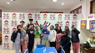 UPNVJ Students Perform Pediatric Physiotherapy on Children with Down Syndrome at the POTADS Community in Jakarta