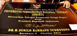 The Signing of the UPN "Veteran" Jakarta Inscription by the President of the Republic of Indonesia Susilo Bambang Yudhoyono