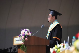 From Old Laptops to the Apple Developer Academy, Dhi'fan Razaqa Represents UPNVJ's Faculty of Medicine Graduates