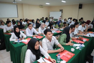 UPNVJ Holds Student Management Skills Training (PKMM) for Student Organization Managers in 2019