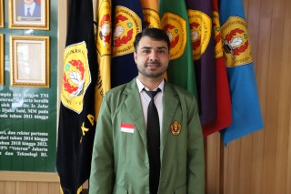 Majid Ali, Participating in UPNVJ's International Community Service Program, is Ready to Serve and Learn About Indonesian Culture.