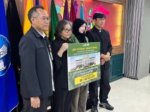 The Story of UPNVJ Students Receiving UKT Assistance After the Sumatra Floods: Hope Amidst Disaster and Support from the National Defense Campus