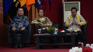 UPNVJ Together with BSKLN Ministry of Foreign Affairs Holds a Debriefing Forum for Heads of Representatives of the Republic of Indonesia