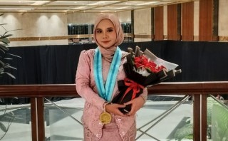 The Story of Nila, a Cum Laude Graduate from UPNVJ Who Almost Dropped Out