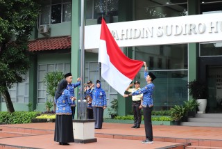 Through Flag Ceremony, UPNVJ Strengthens Commitment to National Defense and Internationalization