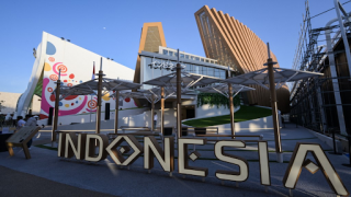 At Expo 2025 Osaka, UPNVJ Students Strengthen Competencies Through Negotiations on the Indonesian Pavilion Contract Addendum