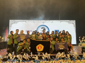 FH UPNVJ Moot Court Team Wins Achievements in the National Moot Court Competition Criminal Law Hotma Sitompoel Trophy 2023