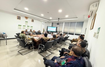UPNVJ Chancellor Reviews Faculty of Engineering Research Performance, Encourages Downstream Research and Impactful Publications