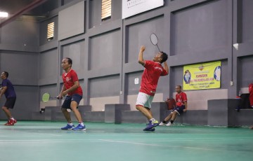 UPNVJ Vice Rector 3 Opens Badminton Tournament to Celebrate 81st Indonesian Independence Day