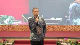 Dr. Beny Bandanadjaja Bekali Lulusan FEB UPNVJ Hadapi Era AI dan Perubahan Dunia Kerja