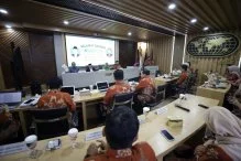 Hadiri Akreditasi LAMSPAK Prodi S1 Ilmu Politik, Rektor UPNVJ Tekankan Nilai-Nilai Bela Negara