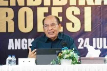 Manuel Kaisiepo Bekali Peserta PKPA Angkatan X Memahami Politik Hukum dan Dinamika Pembentukan Peraturan Perundang-undangan