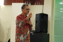 FH UPNVJ Hadirkan Penulis Buku “Etika dan Hukum: Kajian Historis, Teori, dan Etika Yudisial”, Prof. Dr. Andi Muhammad Asrun, untuk Bahas Penguatan Pengawasan Etik Hakim