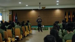 FIK UPNVJ Gelar Yudisium dan Pembekalan 259 Calon Wisudawan ke-77
