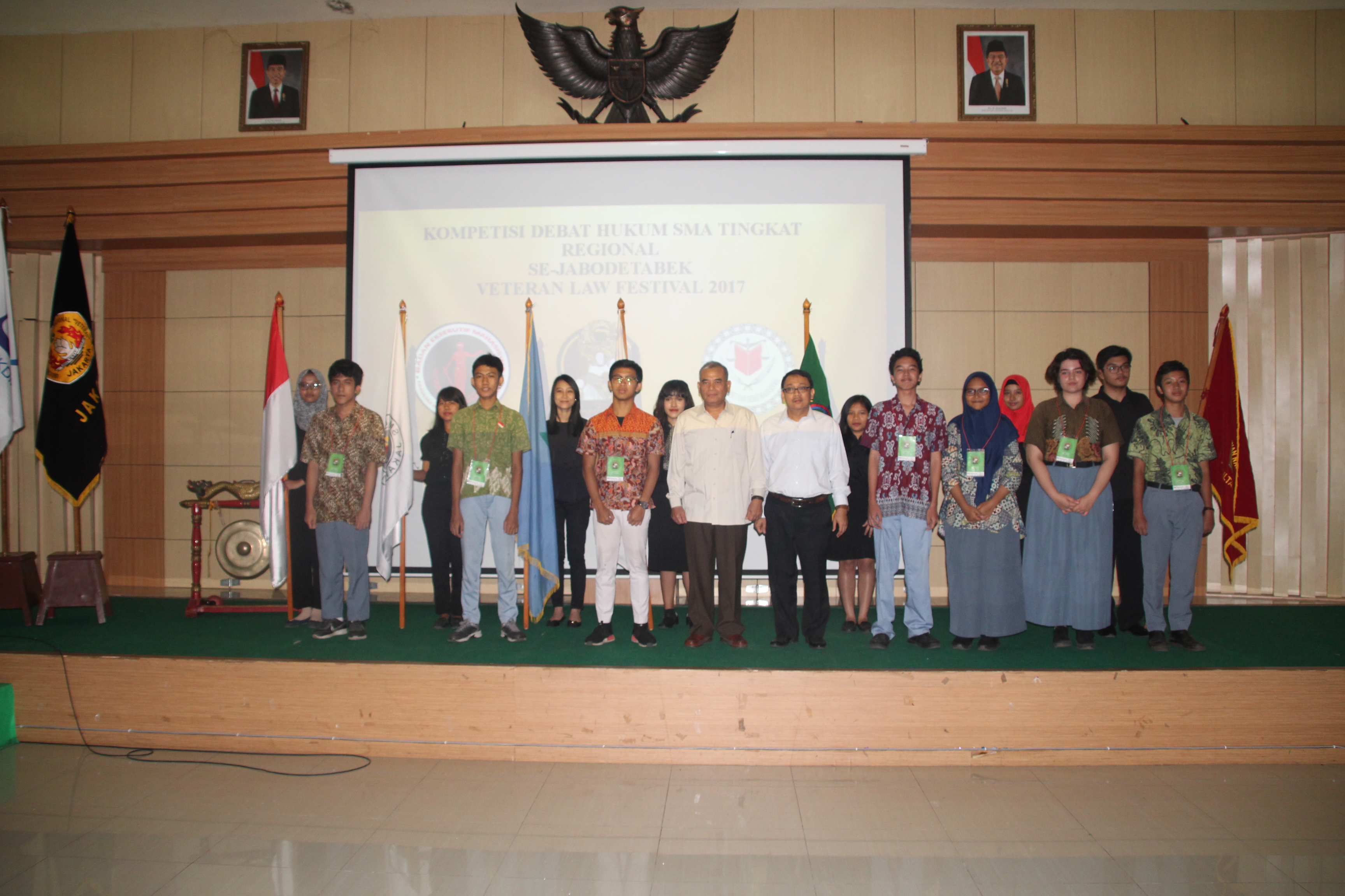 FOTO_BERSAMA_DENGAN_PERWAKILAN_DELEGASI.JPG