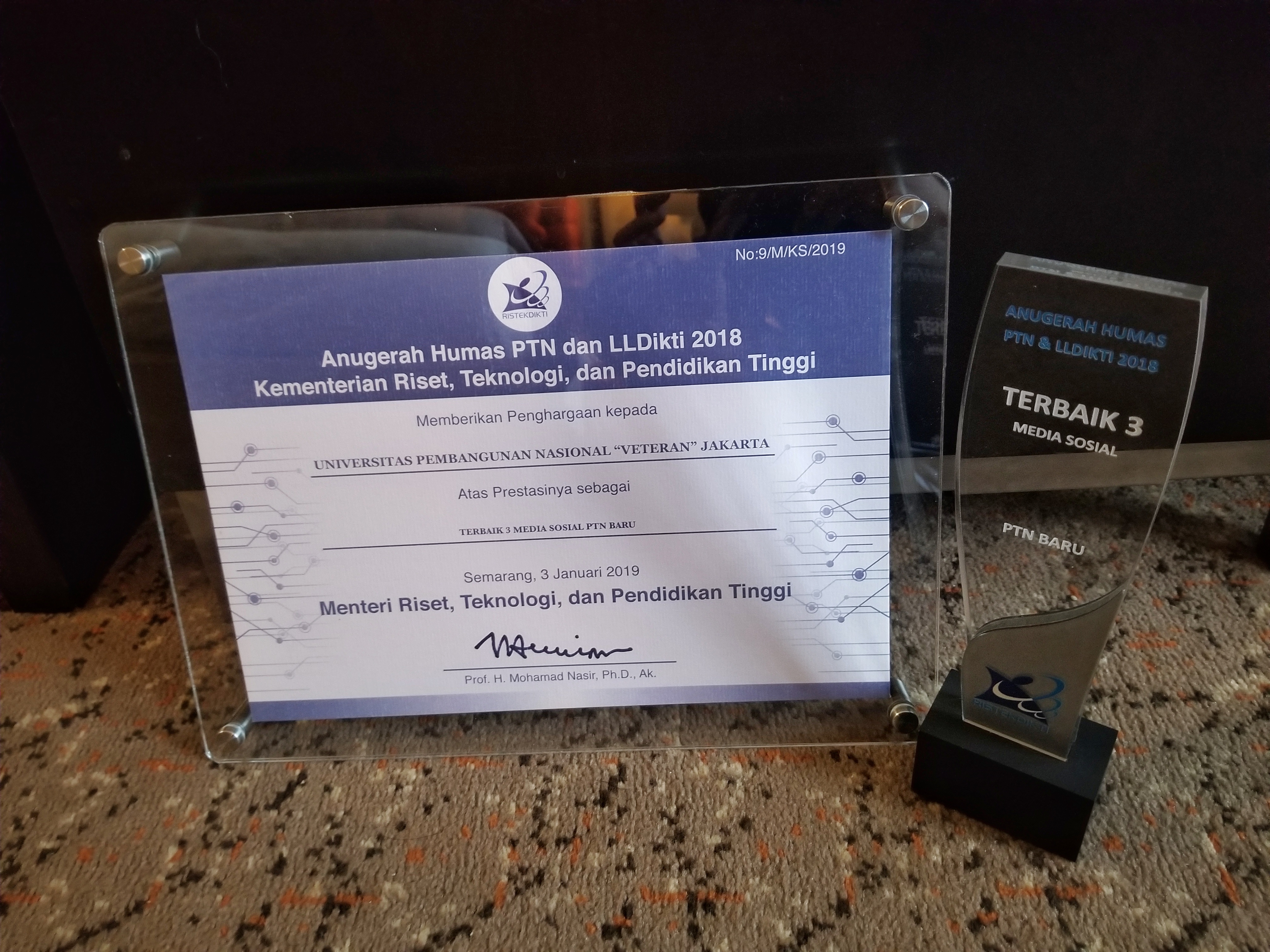 penghargaan_2019_(2).jpeg