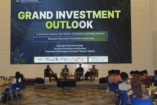 Literasi Investasi Muda: UPNVJ Analisis Ekonomi dan Pasar Modal di Grand Outlook 2025