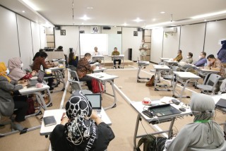 Bimbingan Teknis Dosen Filsafat ilmu & Logika Sebagai Penguatan Pemahaman Akan Filsafat Ilmu Pengetahuan Dan Logika