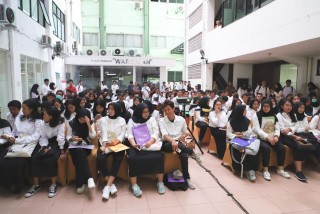 1250 Mahasiswa Baru S1 SBMPTN Mengikuti Proses Daftar Ulang di UPNVJ