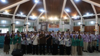 “Unlocking the New Journey”, FIKES UPNVJ Bekali 719 Mahasiswa Baru Jadi Patriot Kesehatan
