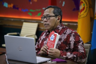 Bedah buku Manajemen Bela Negara : Pendekatan Modern Menjadi Bangsa Yang Besar karya Guru Besar FEB UPN Veteran Jakarta