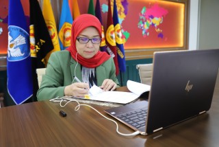 Rektor UPNVJ Tandatangani MoU dalam Konferensi Internasional (IJCST) 2020