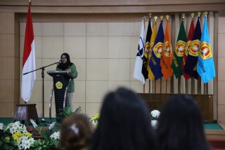 Lomba Pidato Bahasa Inggris dan Cina Dalam Rangka Diesnatalis UPNVJ yang ke - 56