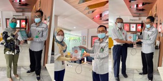 Wujud Cinta Seorang Dosen sumbangkan 3 Buah Buku Karyanya Kepada Fakultas Ekonomi dan Bisnis UPN Veteran Jakarta