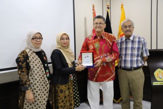 Penutupan Visiting Lecturer di FEB UPNVJ