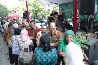 Jalin Silahturrahmi dalam Semarak Idul Fitri 1440 H,  UPNVJ Gelar Halal Bil Halal