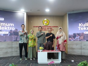 Kuliah Umum Teknik Elektro UPNVJ Bahas Analisis Domain Waktu