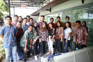 Cinta Indonesia, Sivitas Akademika UPNVJ Bangga Gunakan Batik Indonesia
