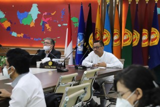 Siap Laksanakan Perkuliahan Tatap Muka Terbatas, UPNVJ Gelar Rapat Koordinasi