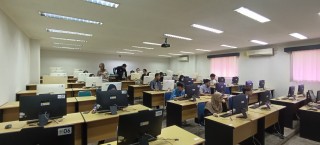 Cetak Talenta Ekonomi Digital, FEB UPNVJ Integrasikan Sertifikasi Global Microsoft Office Specialist