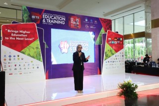 UPNVJ Paparkan Jalur Masuk Mahasiswa Baru di Panggung Utama IIETE 2026, Ajak Siswa Kunjungi Booth di JICC