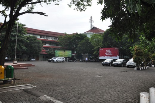 parkir_(4).JPG